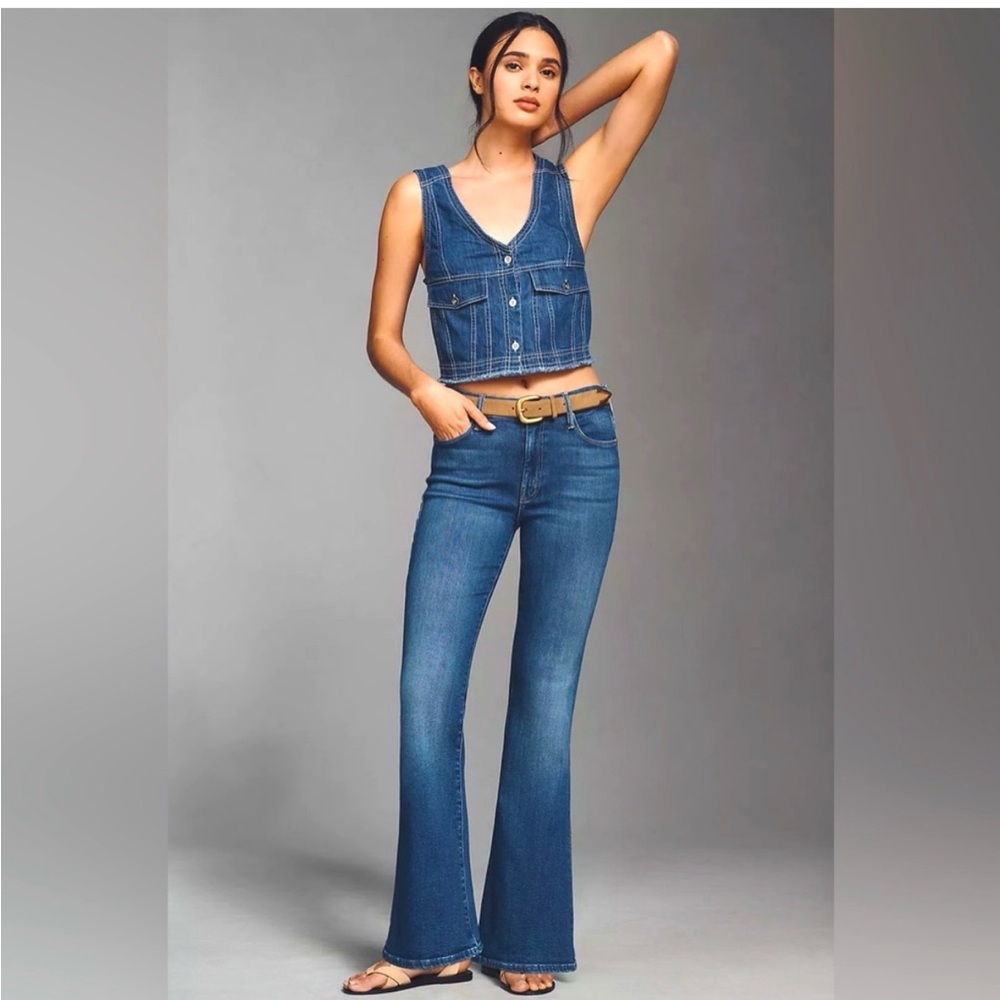 MOTHER The Weekender Mid-Rise
Flare Jeans 31 P